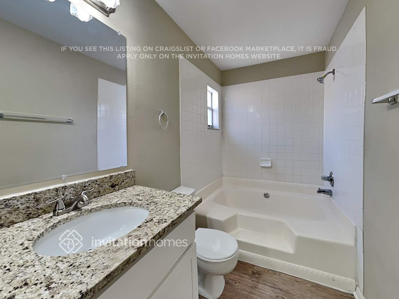 Building Photo - 12921 Longcrest Dr
