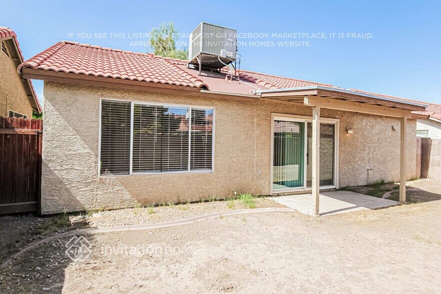 Building Photo - 8425 W Coronado Rd