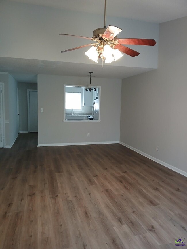 Building Photo - 218 Tallulah Trail