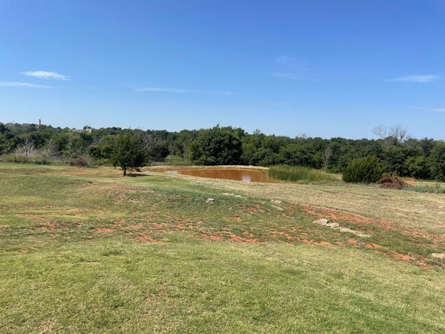 Building Photo - Serene and rural, close to Chickasha and B...