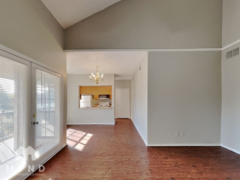 Building Photo - 9747 Whitehurst Dr