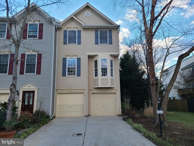 Building Photo - 164 Tilden Way