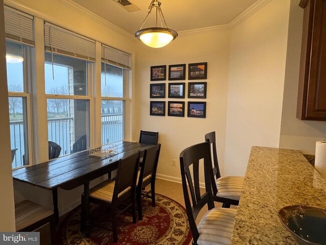 Building Photo - 622 Oyster Bay Pl