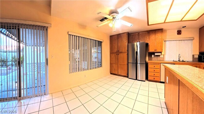 Building Photo - 4844 Jadero Dr