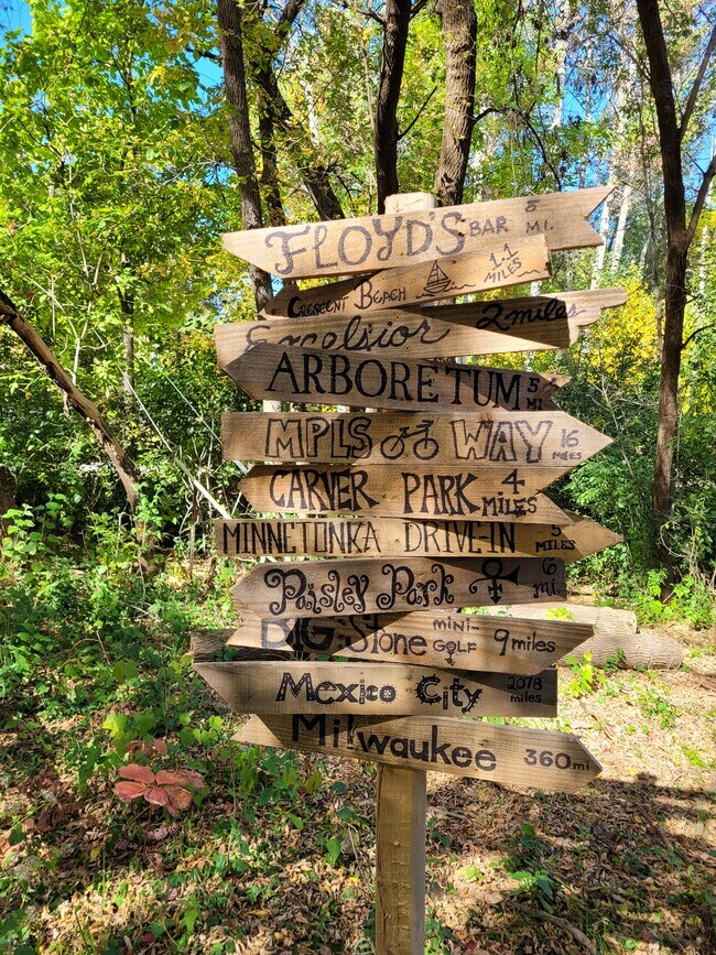 Loads of amenities via LRT trail - 5590 Harding Ln