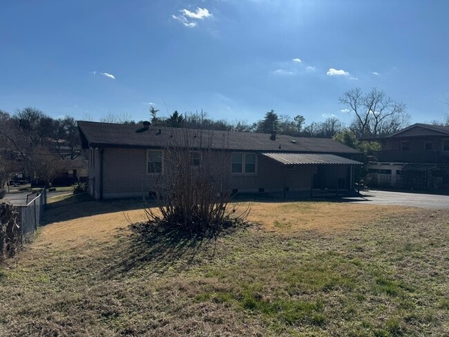 Building Photo - 3830 Bonnacreek Dr