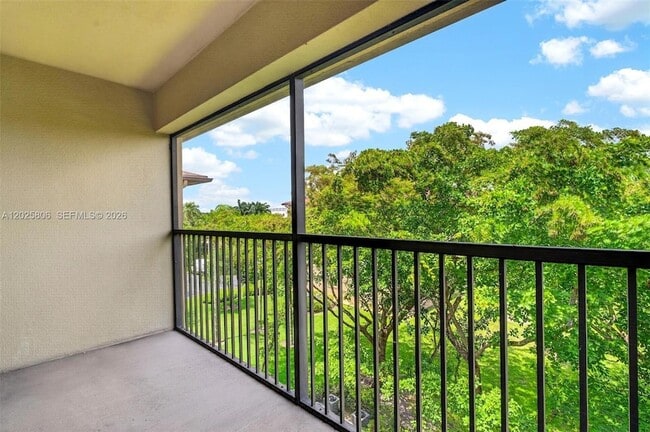 Building Photo - 1650 SW 124th Terrace