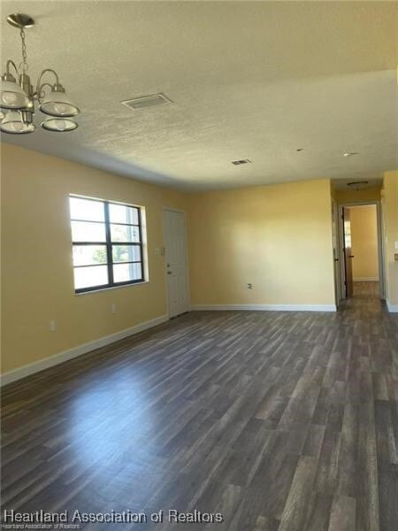 Building Photo - 955 Lake Dr E