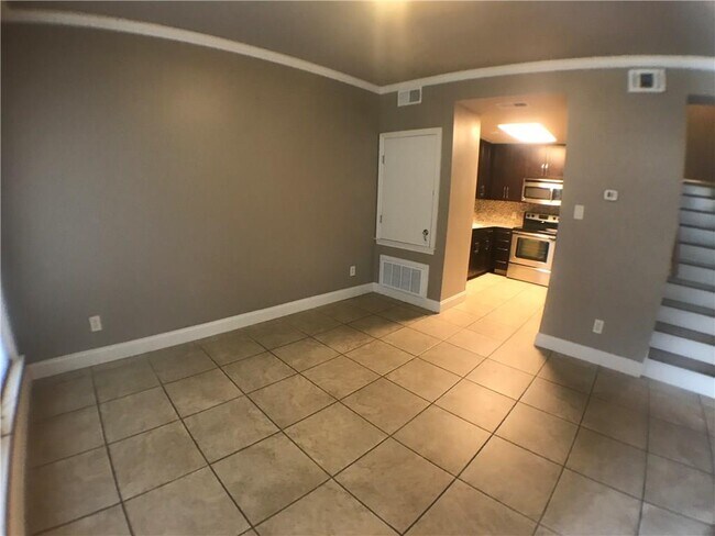 Building Photo - 2529 Rio Grande St