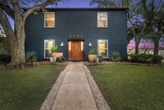 Building Photo - 5885 Woodway Dr