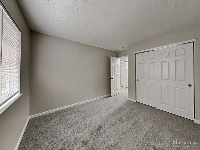 Building Photo - 557 Cembra Dr
