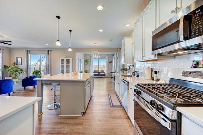 Building Photo - 3938 Legacy Rd