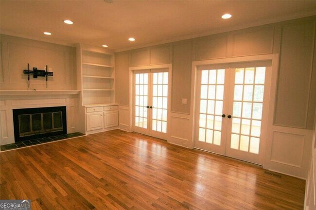 Building Photo - 3505 Sherborne Chase