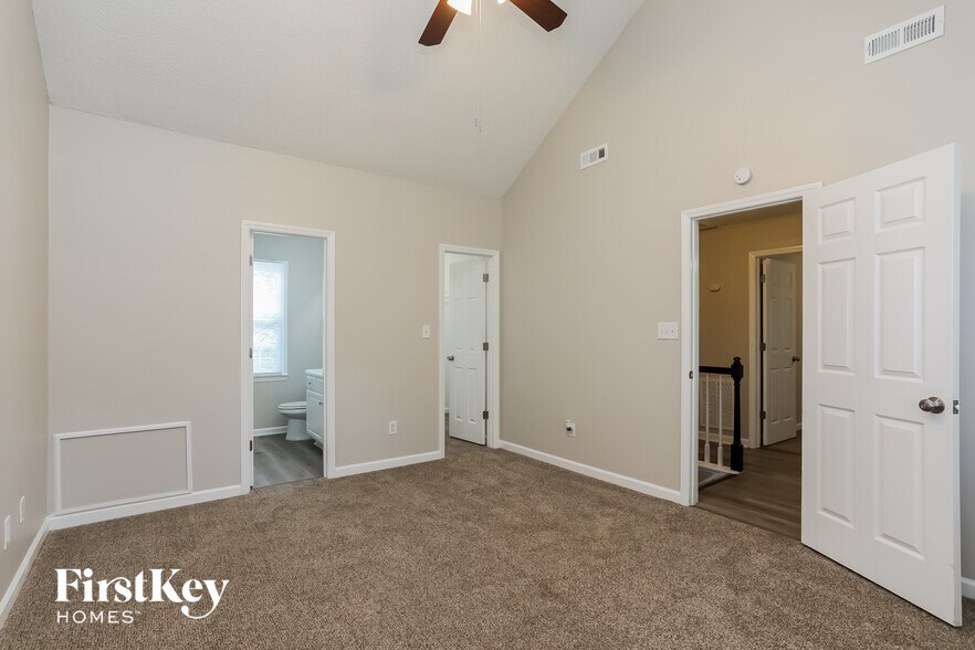 Building Photo - 1401 E Stonemason Dr