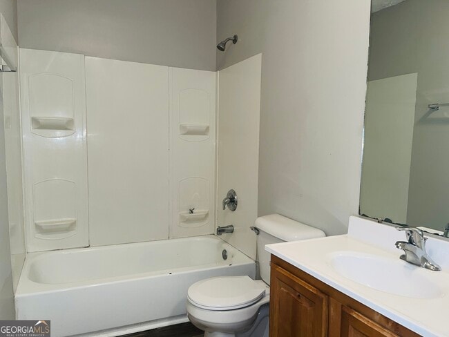 Building Photo - 605 Wilburn Ave