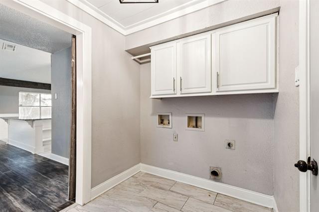 Building Photo - 4673 Feathercrest Dr