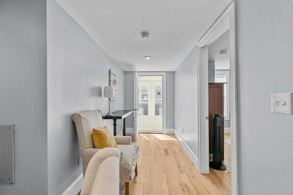 Building Photo - 382 Spring St