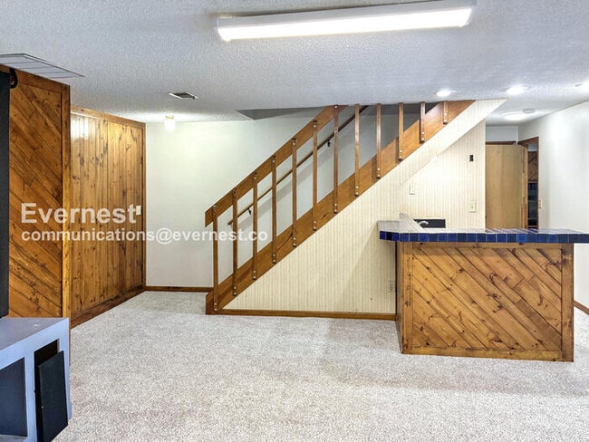 Building Photo - 4713 9th St Rd