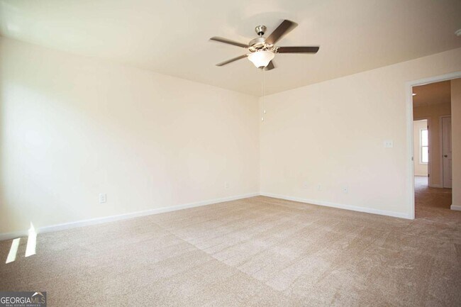 Building Photo - 4355 Almanor Cir