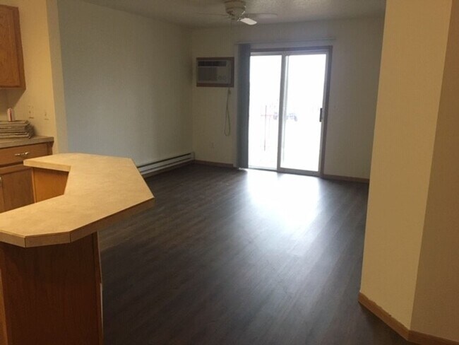 Interior Photo - 5002 16th Ave S