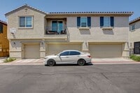 Building Photo - 3909 Sweet Pine St