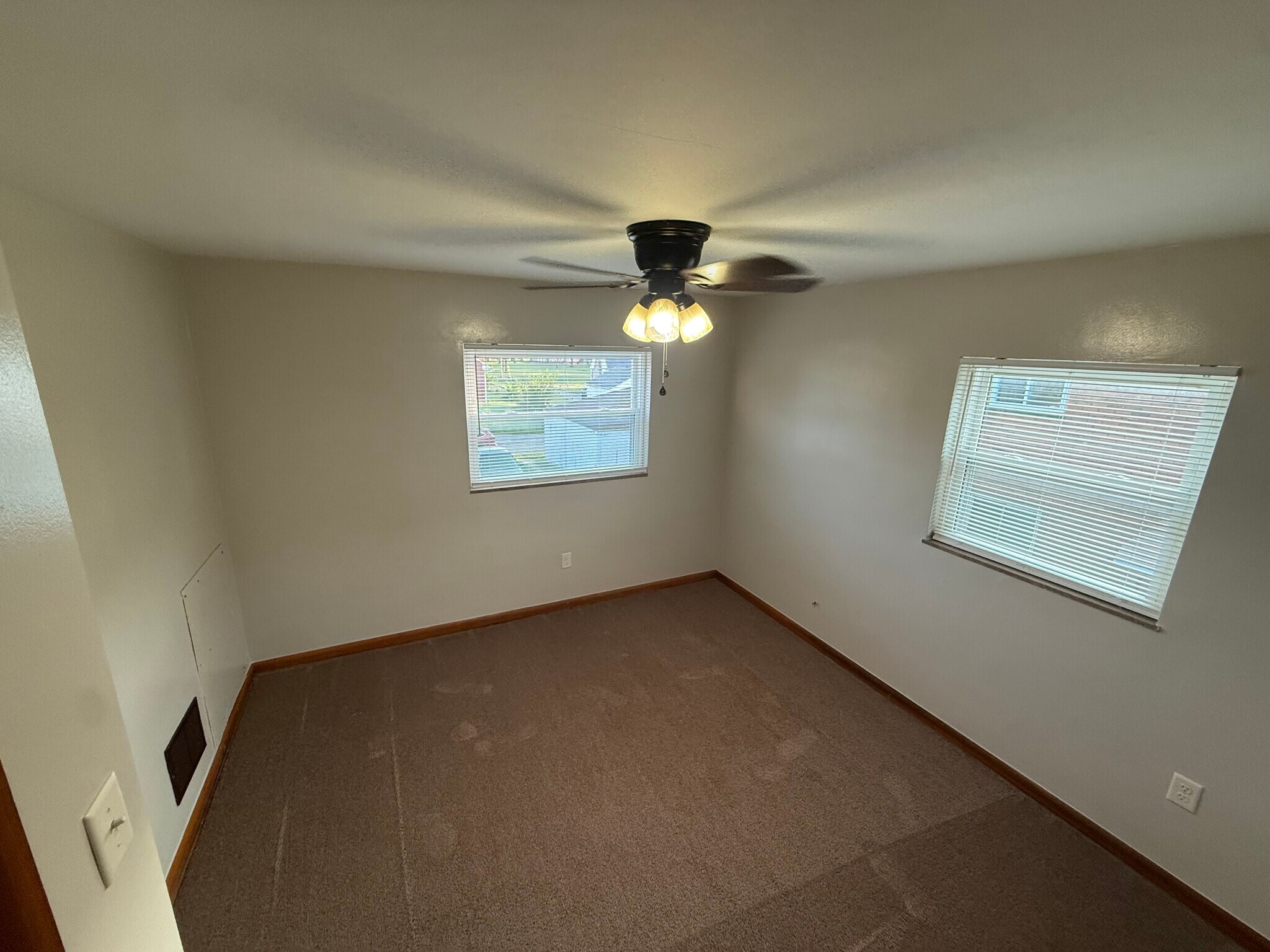 Building Photo - 3166 Sullivant Ave