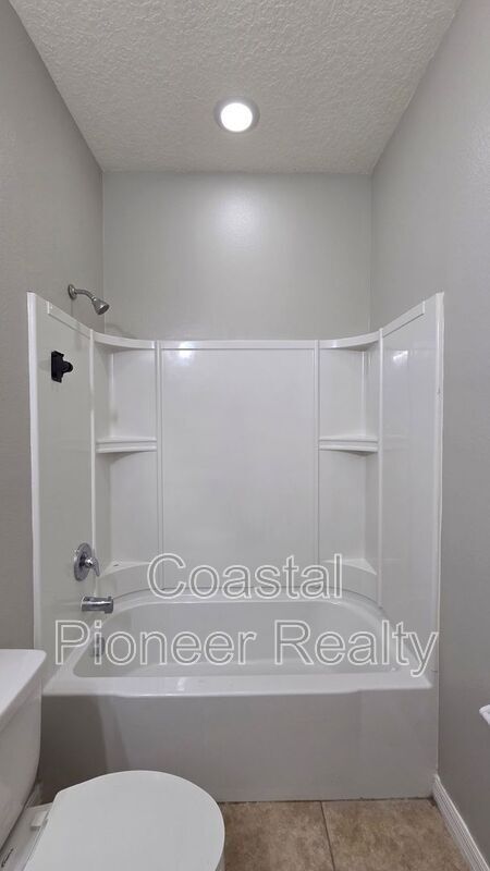 Building Photo - 30953 Water Lily Dr