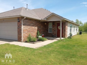 Building Photo - 3514 E Fairmont St