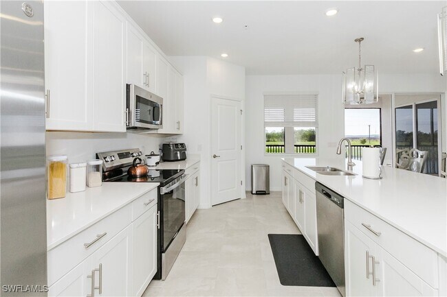 Building Photo - 5680 Melbourne Ct