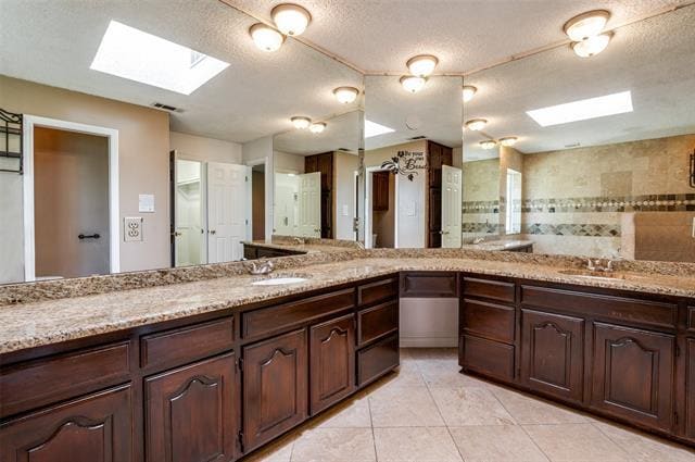 Building Photo - 5405 Cockrell Cir