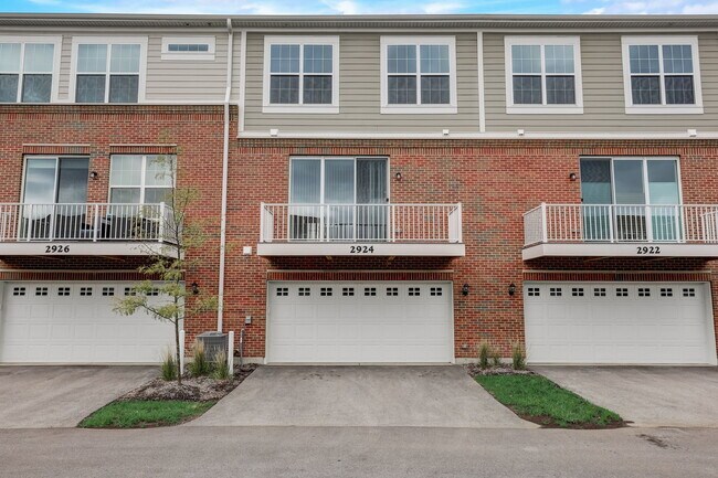 Building Photo - 2924 Reflection Dr