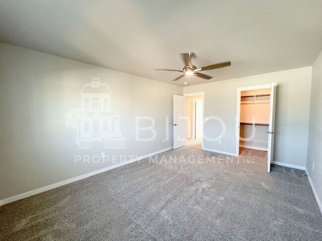 Building Photo - 4908 Wolf Moon Dr