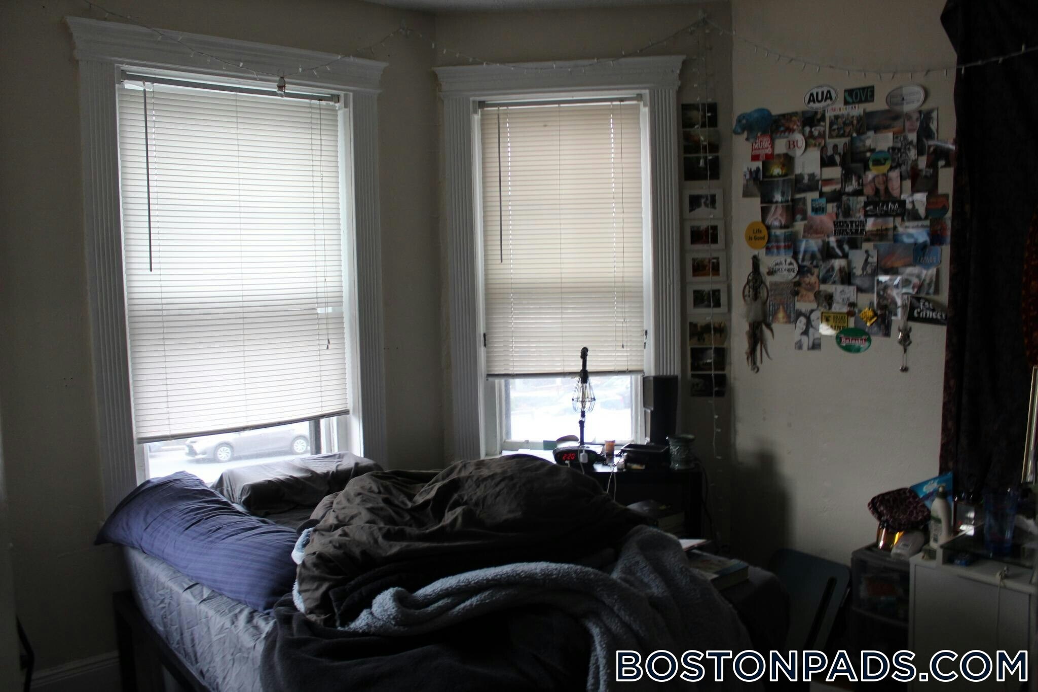 Building Photo - 447 Park Dr