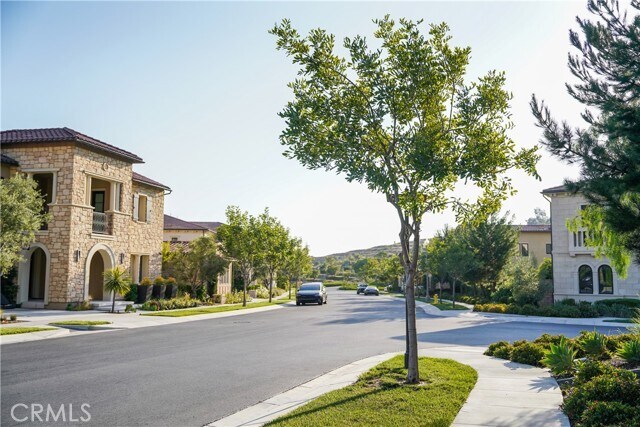 Building Photo - 111 Great Oak