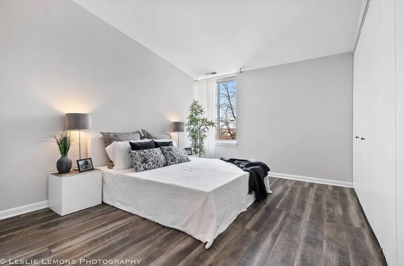 Building Photo - 6018 ELake Dr