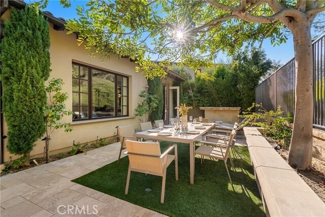 Building Photo - 7 Pacific Winds