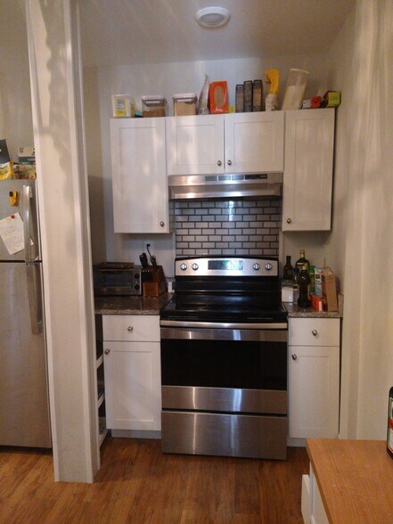 Building Photo - 1198 Commonwealth Ave