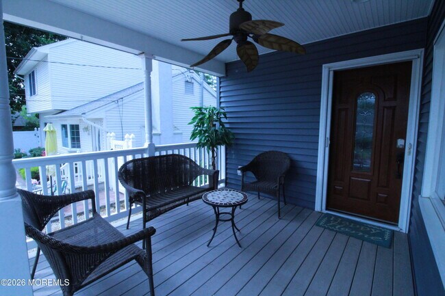 Building Photo - 309 Cooks Ln