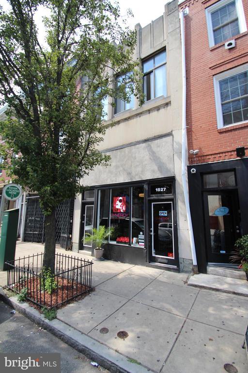 Building Photo - 1527 South St