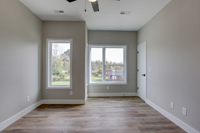 Building Photo - 230 3rd St
