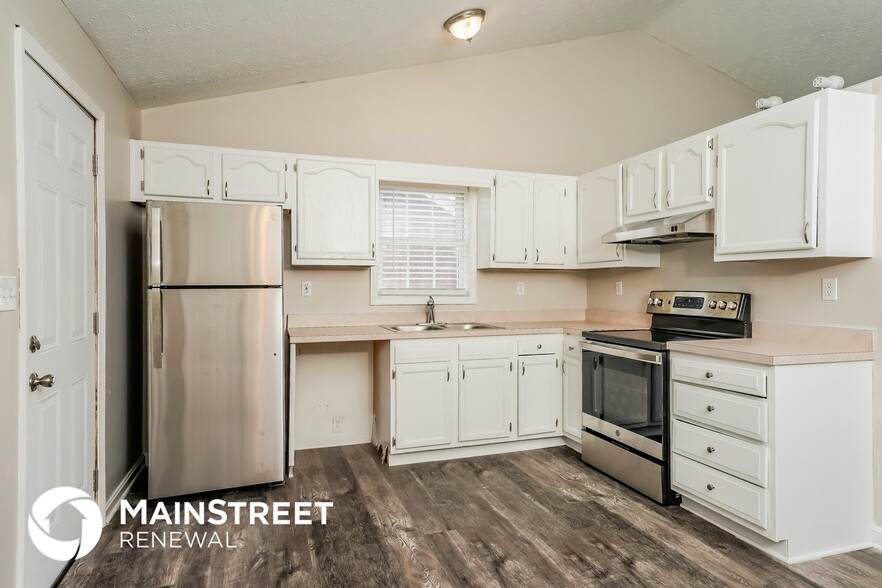 Building Photo - 388 Tecumseh Dr