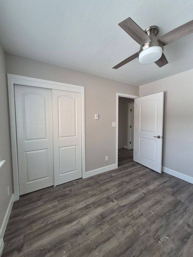 Building Photo - Beautiful Westwind #23