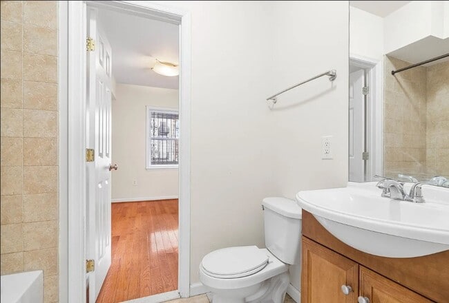 Building Photo - 1401 Druid Hill Ave