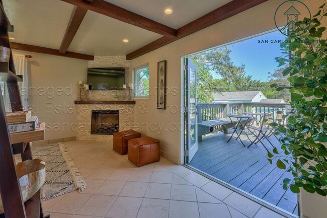 Building Photo - "Casita Del Mar" - Two Bedroom Spanish Sty...