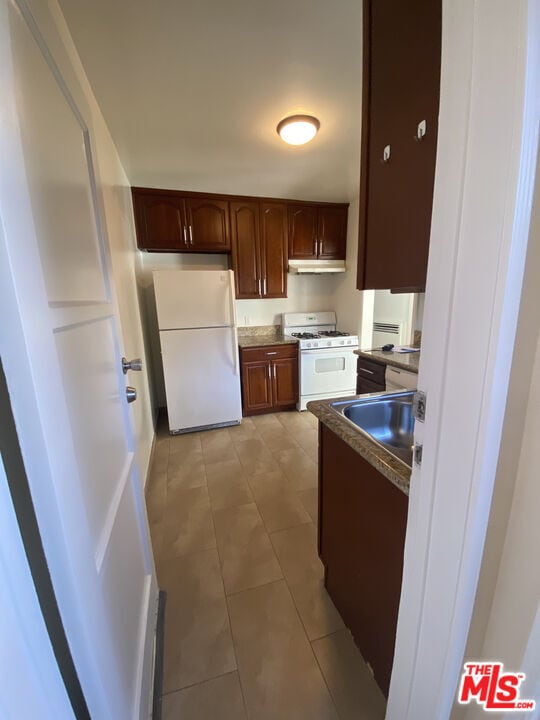 Building Photo - 1440 S Sherbourne Dr