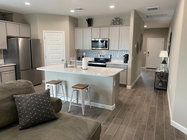 Building Photo - 24085 W Ripple Rd