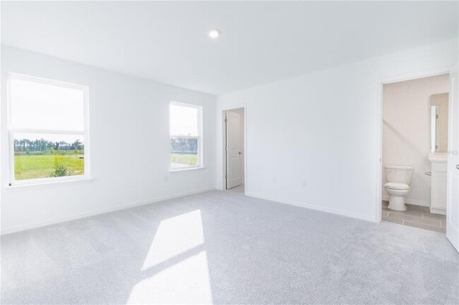 Building Photo - 3316 Thicket St