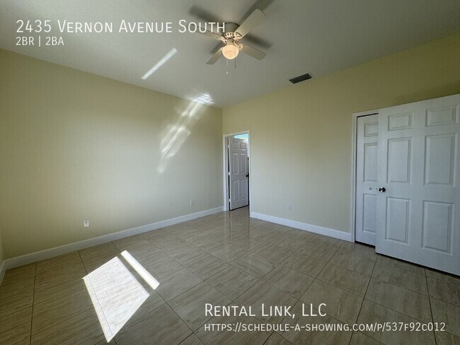 Building Photo - 2435 Vernon Ave S