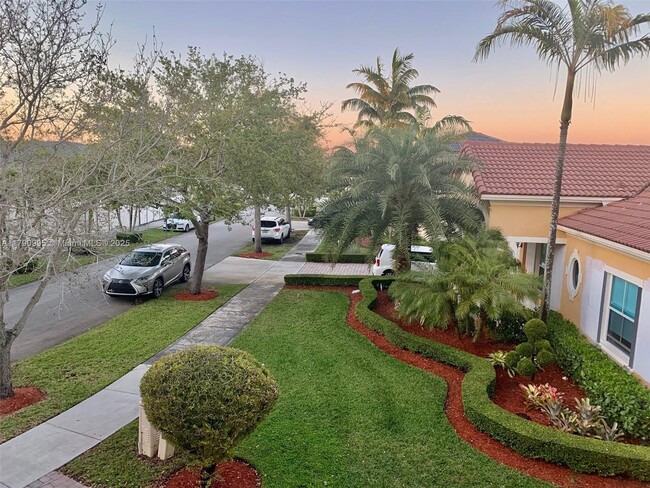 Building Photo - 8219 SW 165th Ct