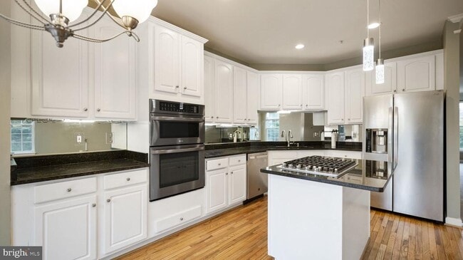 Building Photo - 13650 Mills Farm Rd